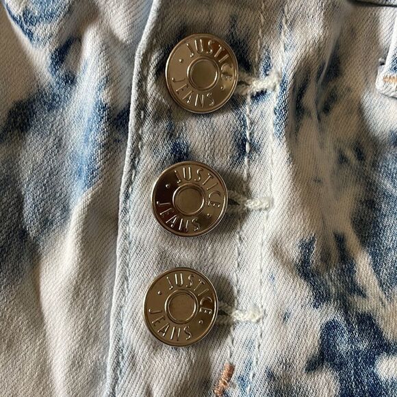 Justice bleach dyed deconstructed cutoff jean shorts - Picture 7 of 13